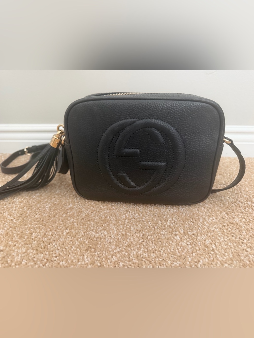 Gucci Black Leather Soho Disco Crossbody with Tassel - Picture 2 of 8